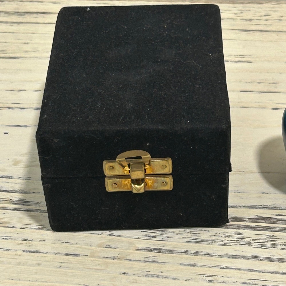Blue paperweight with butterfly and case‎ - Picture 3 of 4